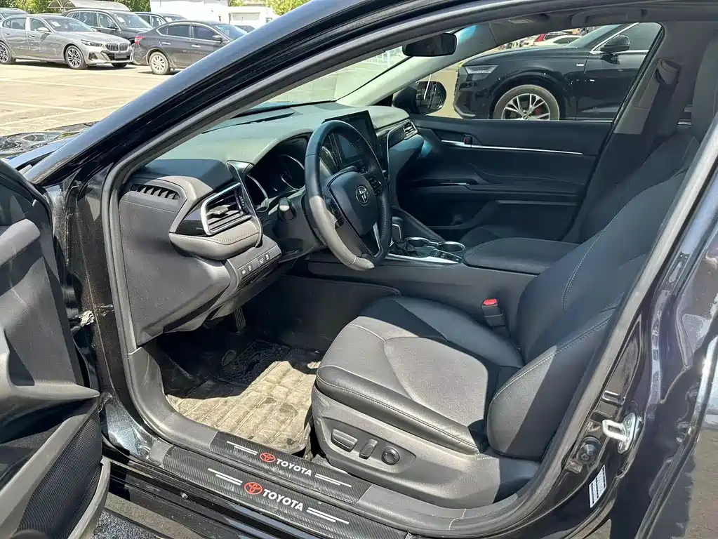 TOYOTA CAMRY 2022