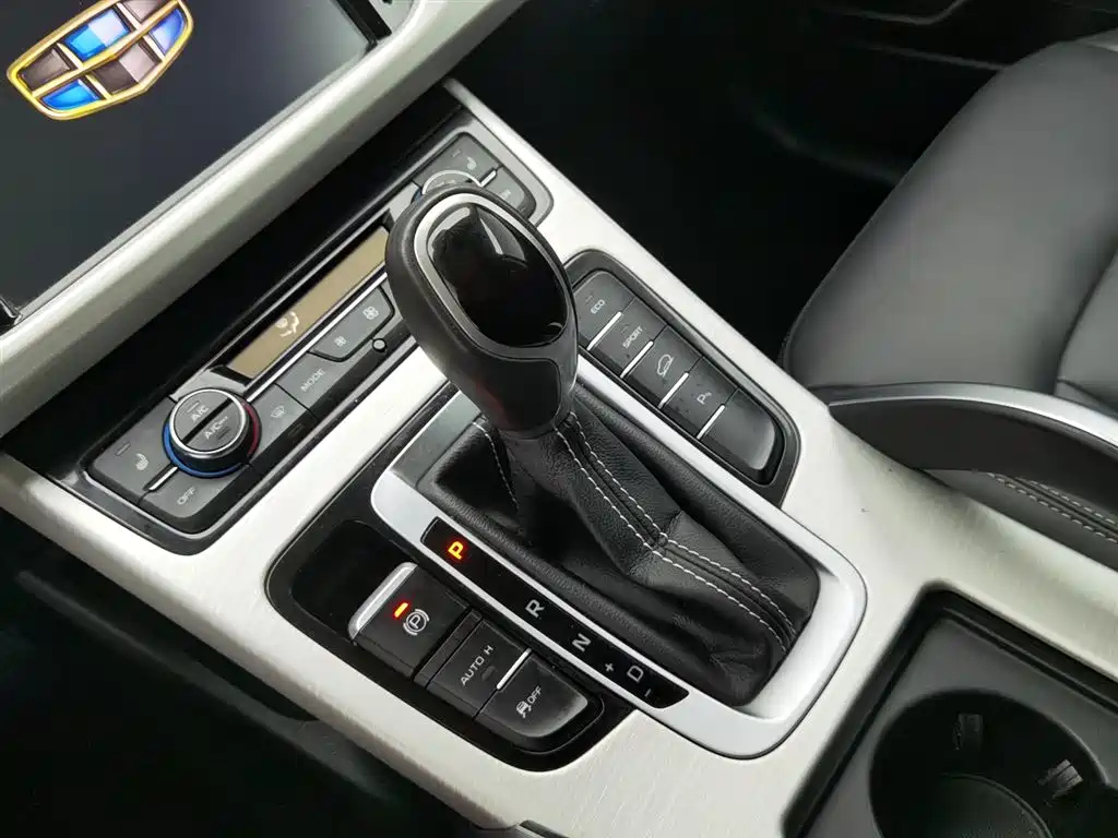 GEELY AUTO BOYUE 2019