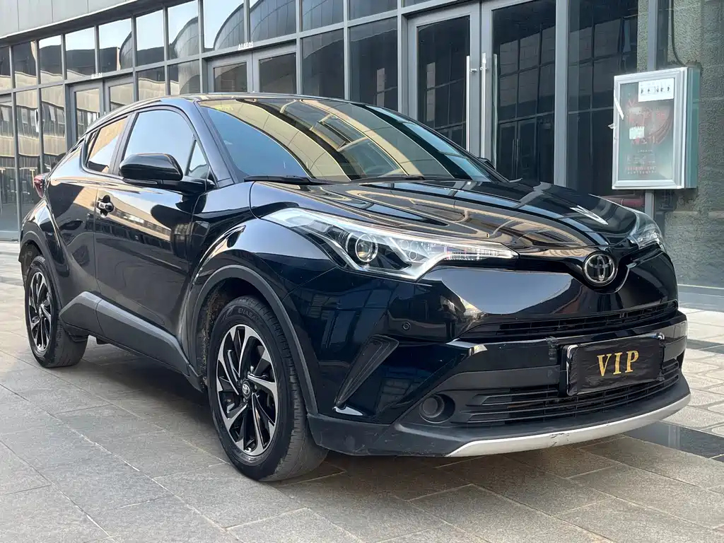 TOYOTA IZOA 2021
