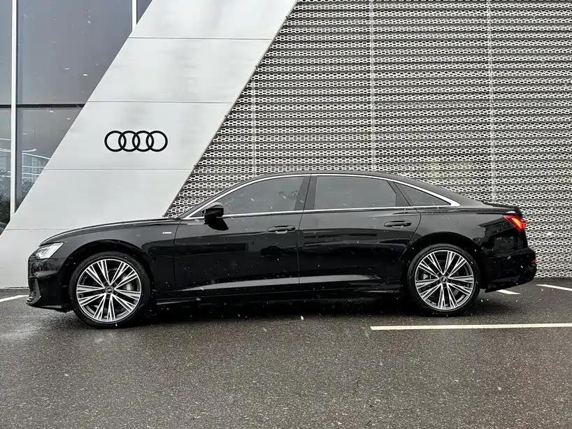 AUDI A6L 2022