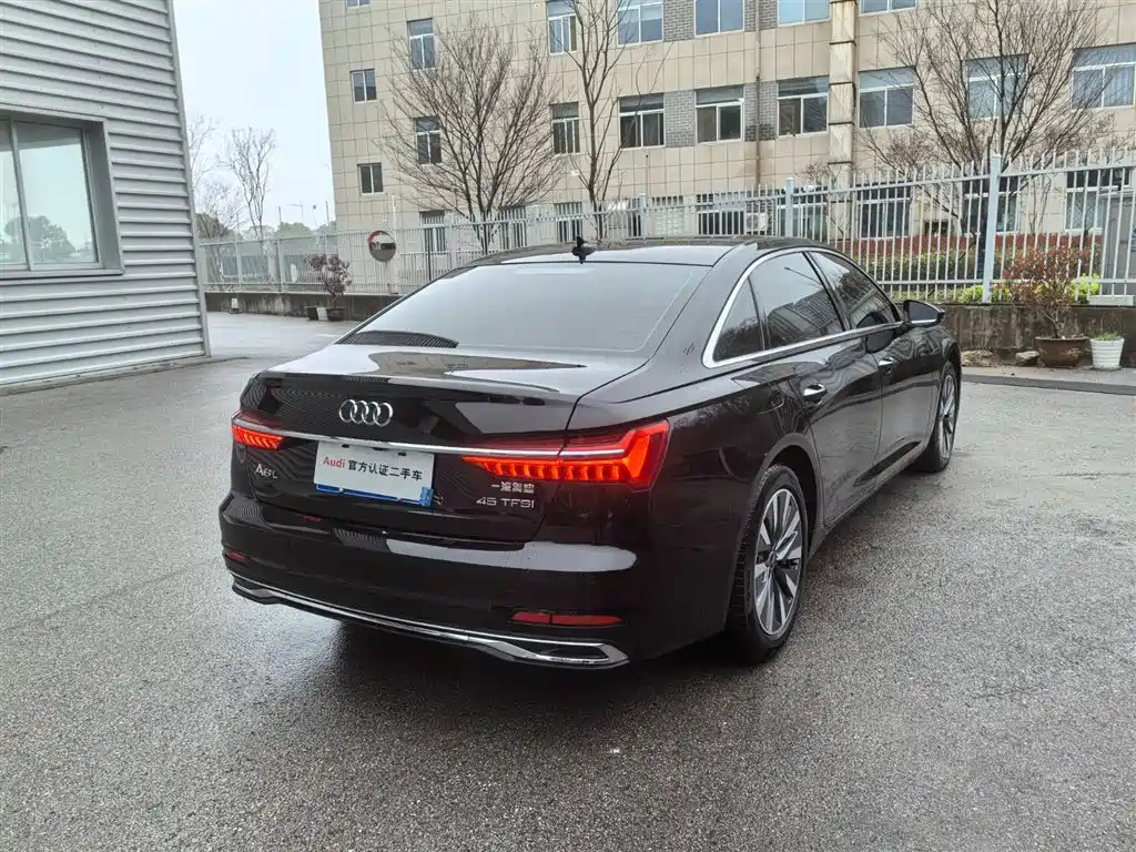 AUDI A6L 2023