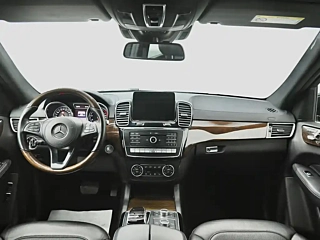 MERCEDES BENZ GLS  2018 YEAR GLS 400 4MATIC LUXURY 2018