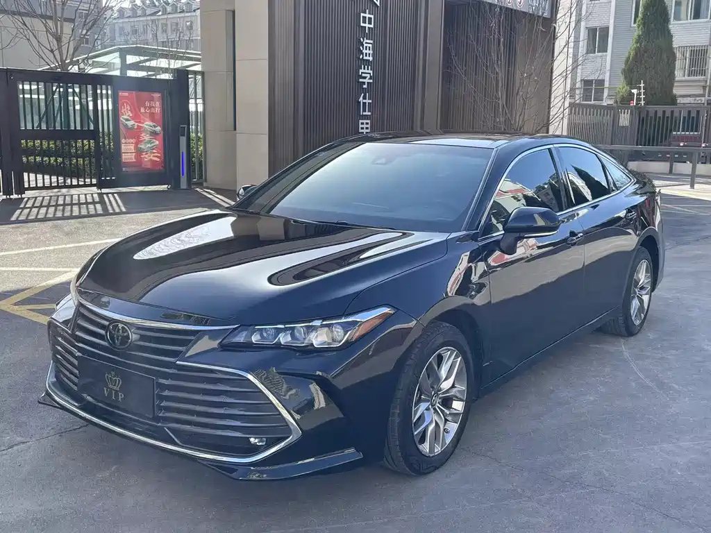TOYOTA AVALON 2020