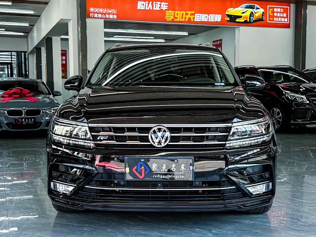 VOLKSWAGEN TIGUAN L 2020