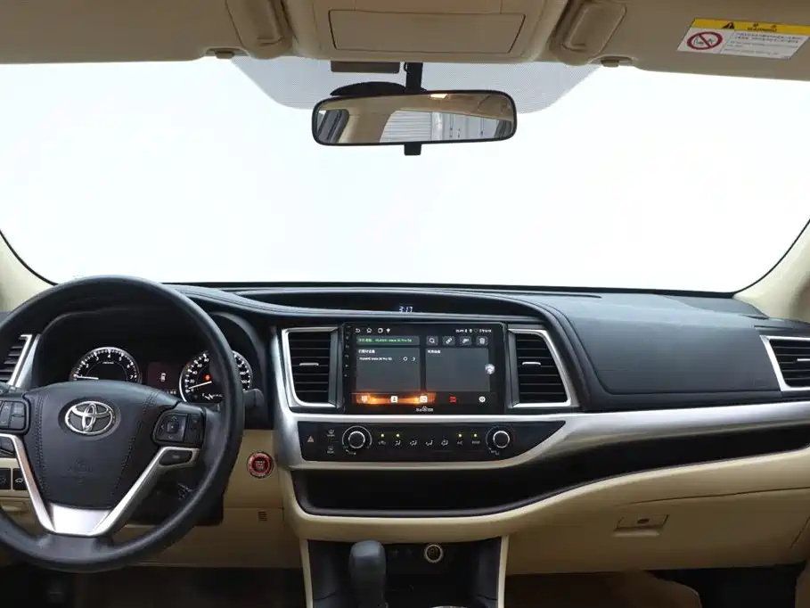 TOYOTA HIGHLANDER 2021