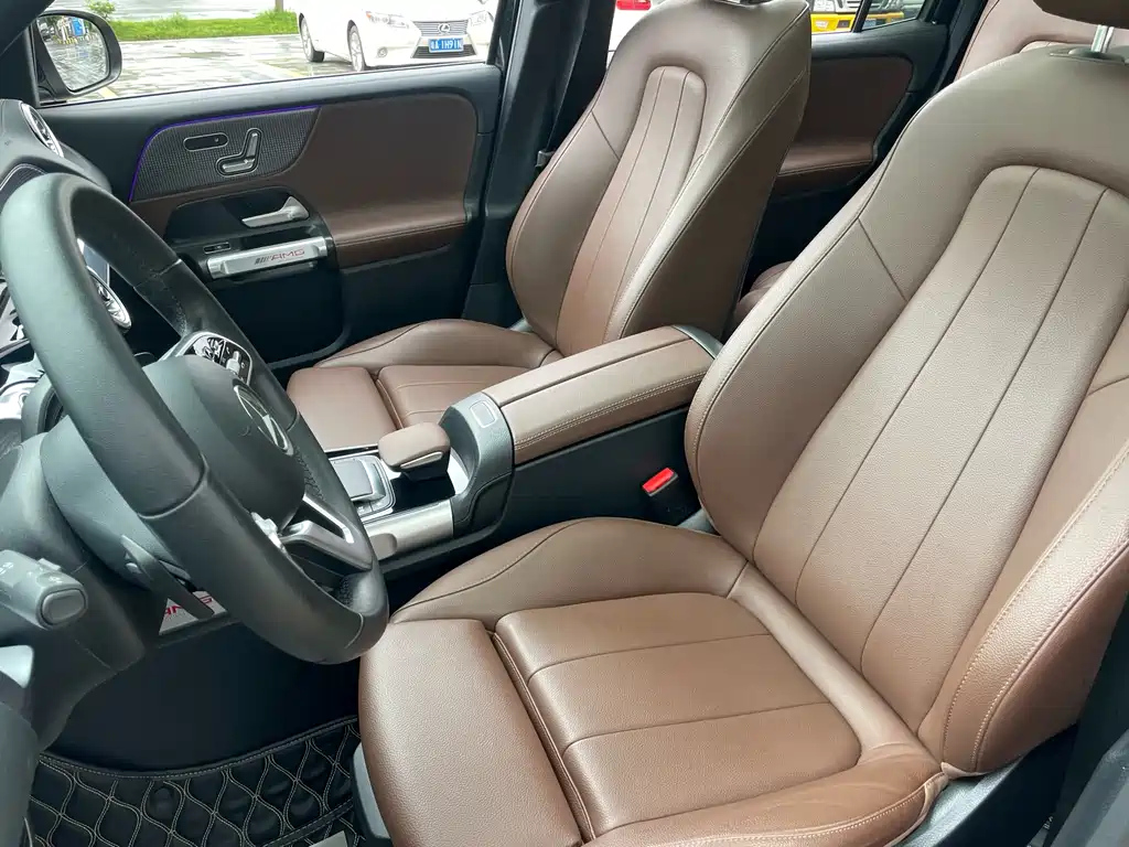 MERCEDES BENZ GLB 2021