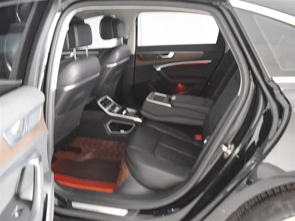 AUDI A6L 2020