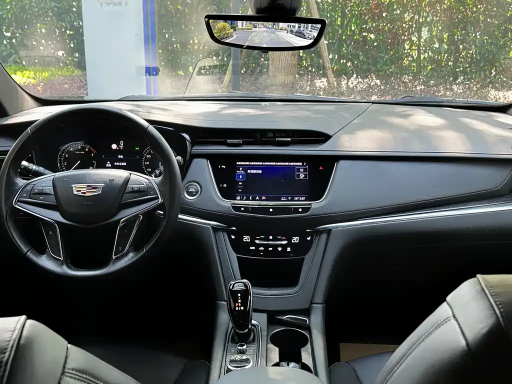 CADILLAC XT5 2020