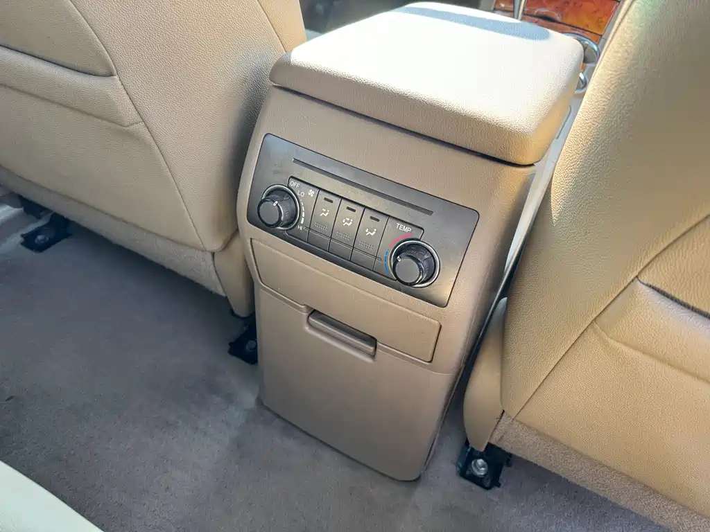 TOYOTA HIGHLANDER 2009