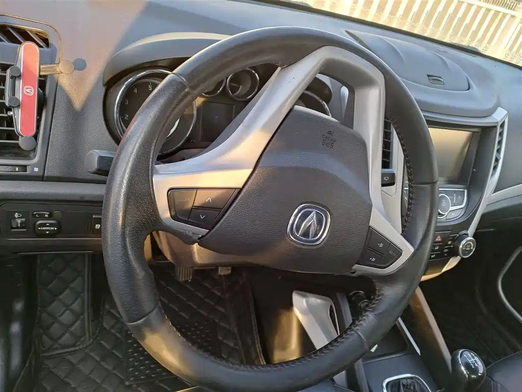CHANGAN CS35 2016
