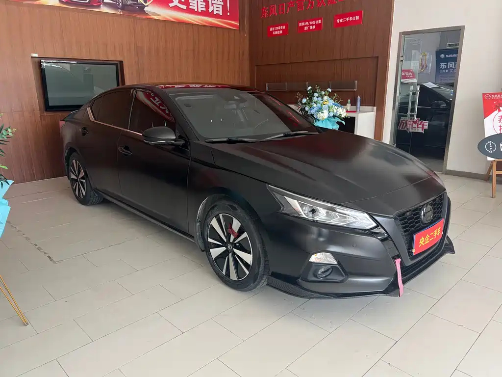 NISSAN TEANA 2020