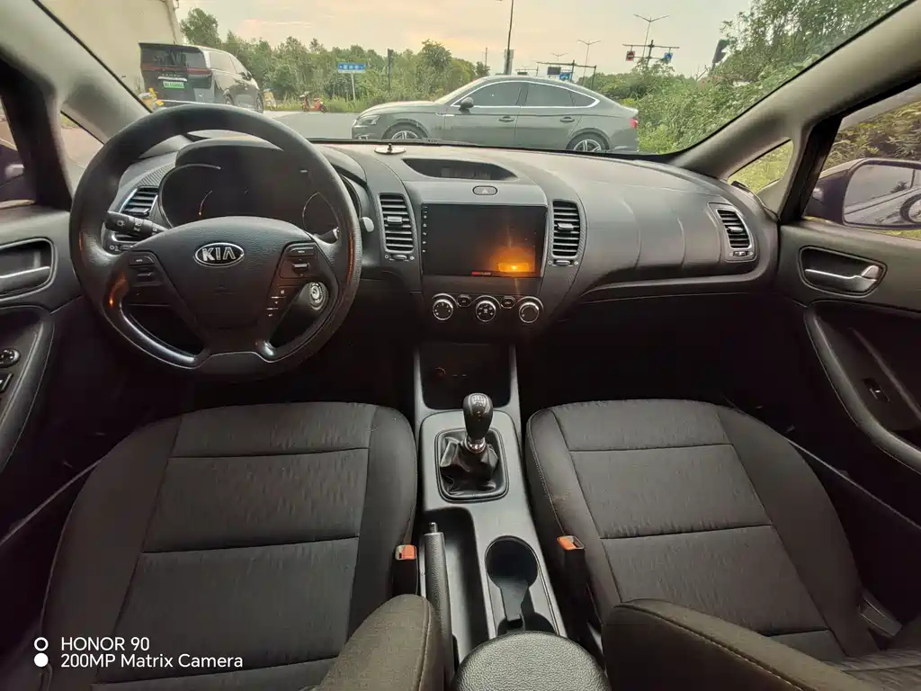 KIA K3 2015