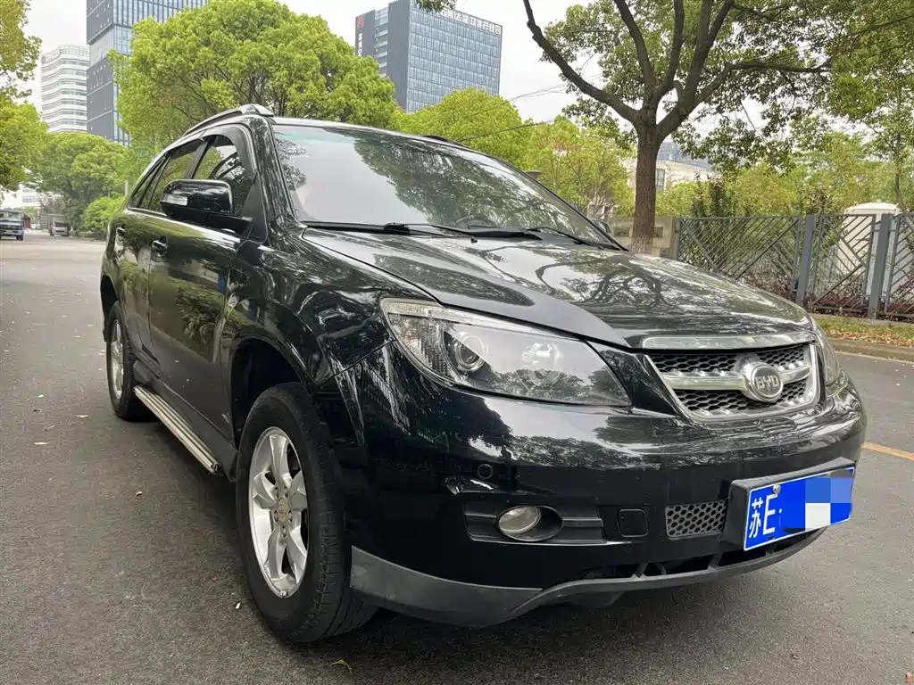 BYD S6 2012