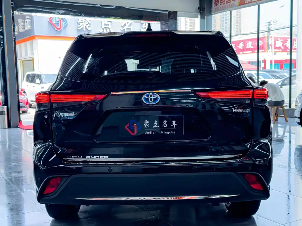 TOYOTA HIGHLANDER 2022