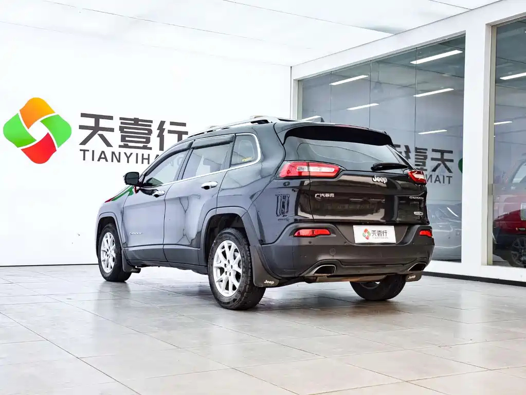 JEEP CHEROKEE 2017