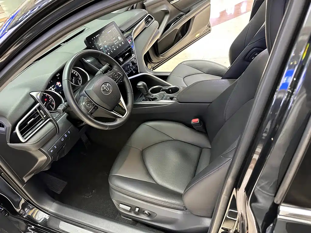 TOYOTA CAMRY 2022