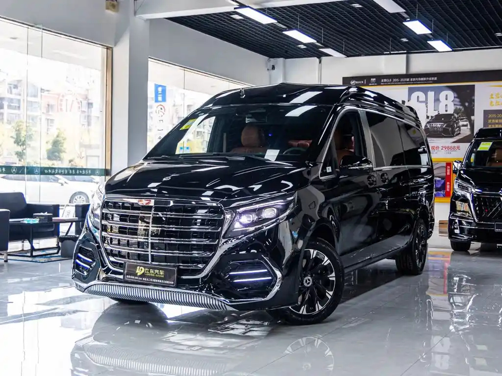 MERCEDES BENZ V-CLASS 2024