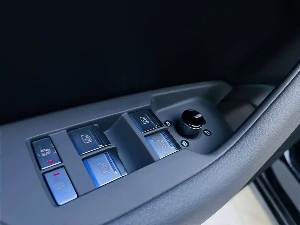AUDI A6L 2023