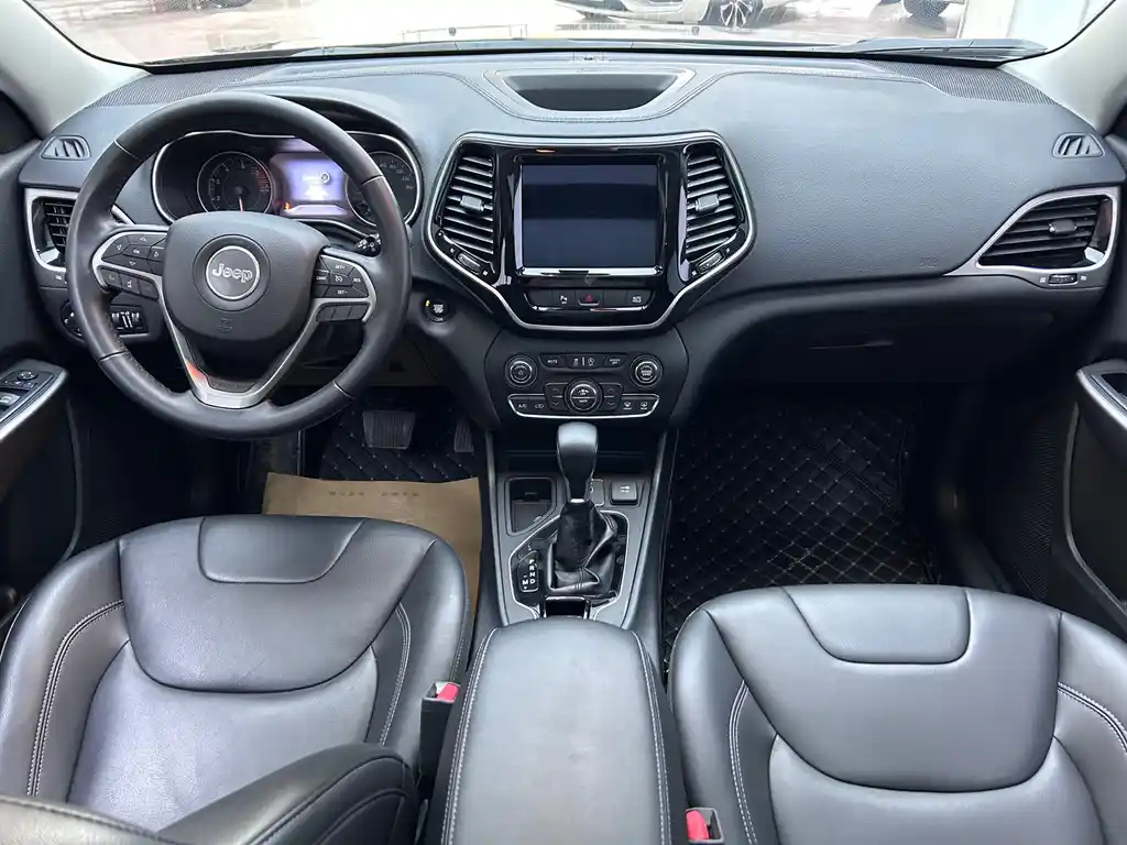 JEEP CHEROKEE 2019