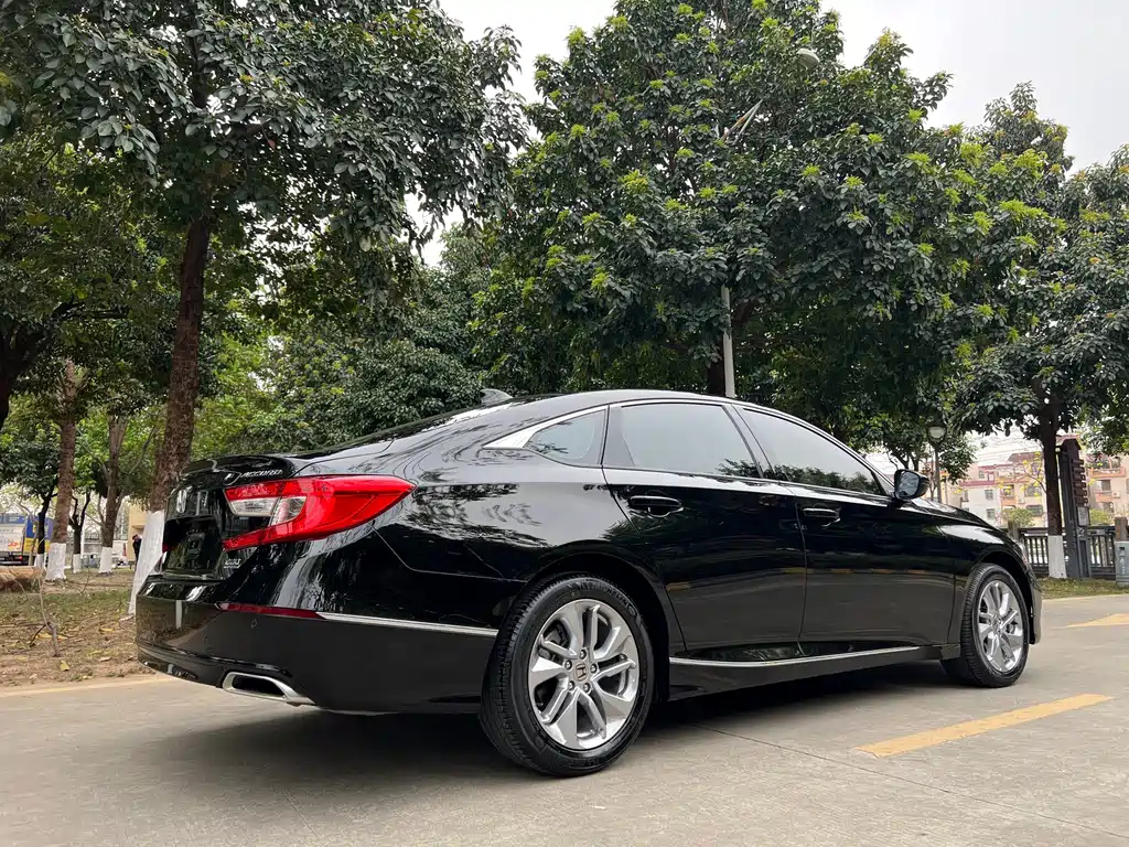 HONDA ACCORD 2021