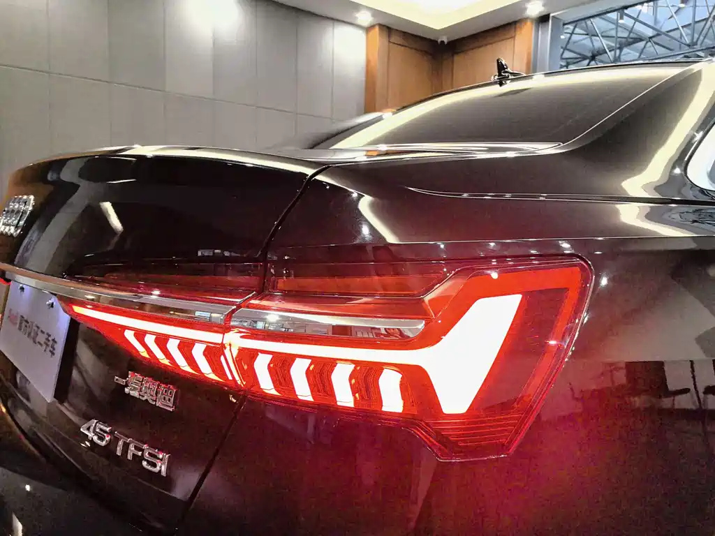 AUDI A6L 2021