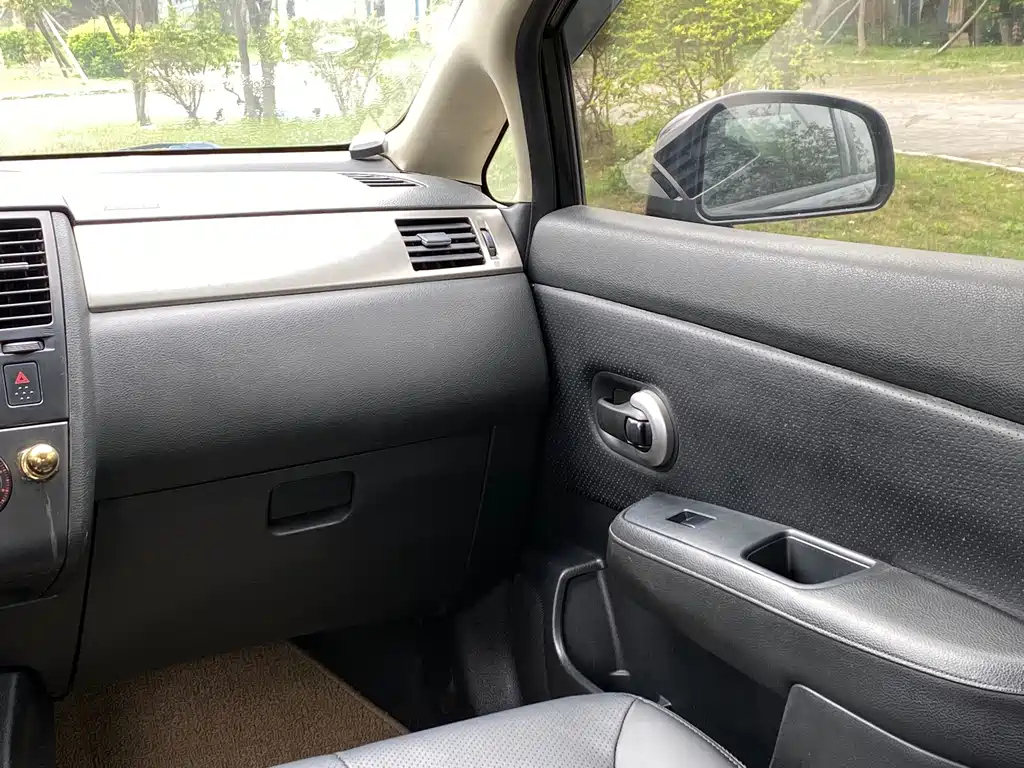 NISSAN TIIDA TIIDA 2008