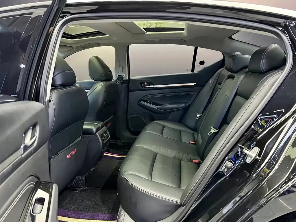 NISSAN TEANA 2021