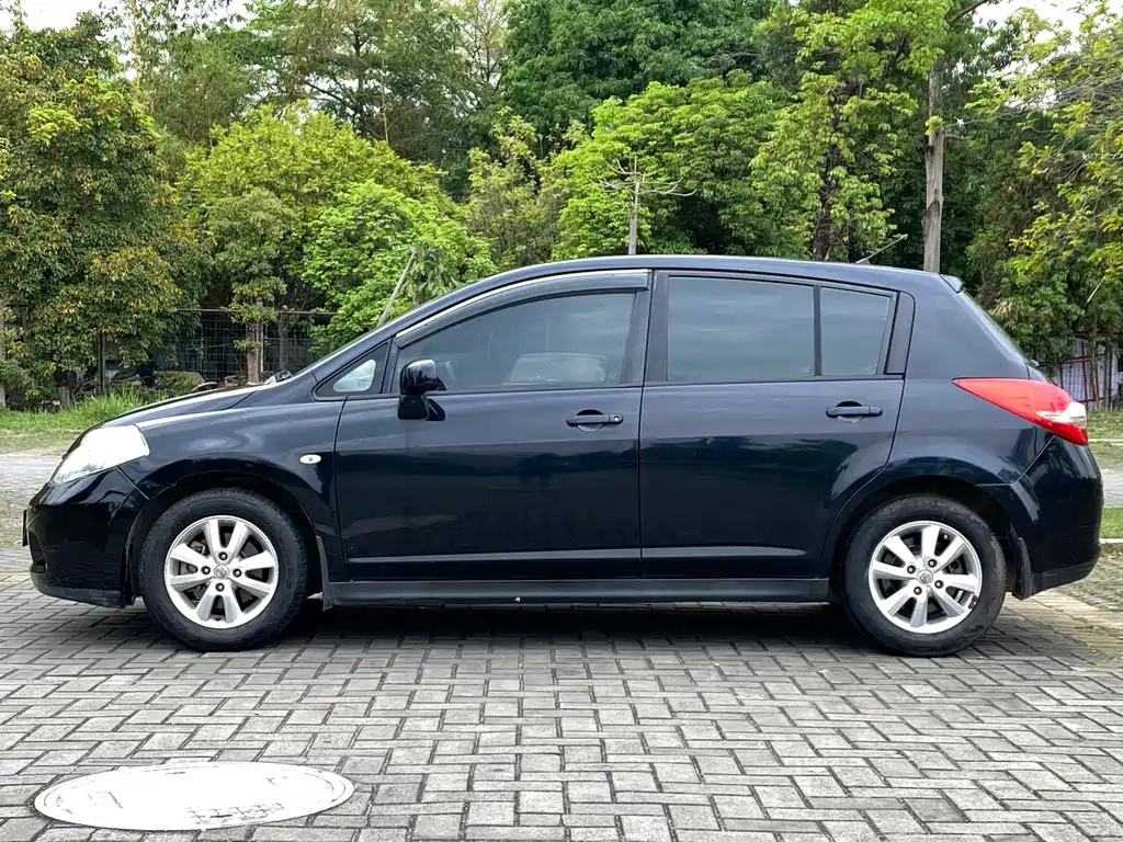 NISSAN TIIDA TIIDA 2008