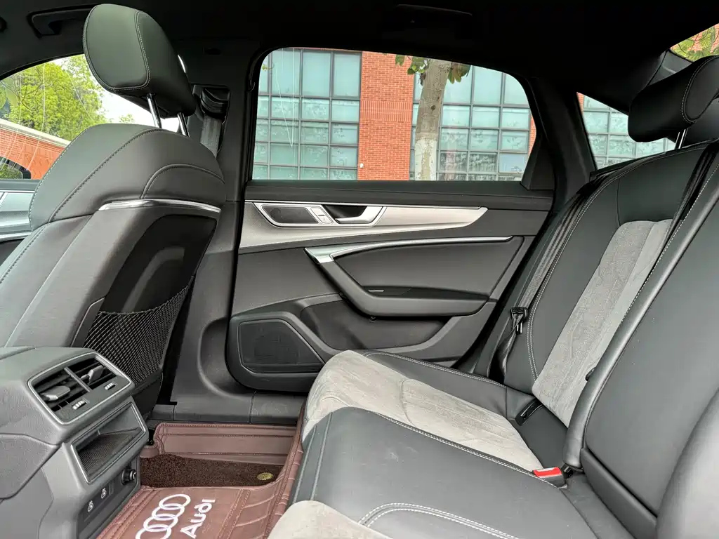 AUDI A6L 2023
