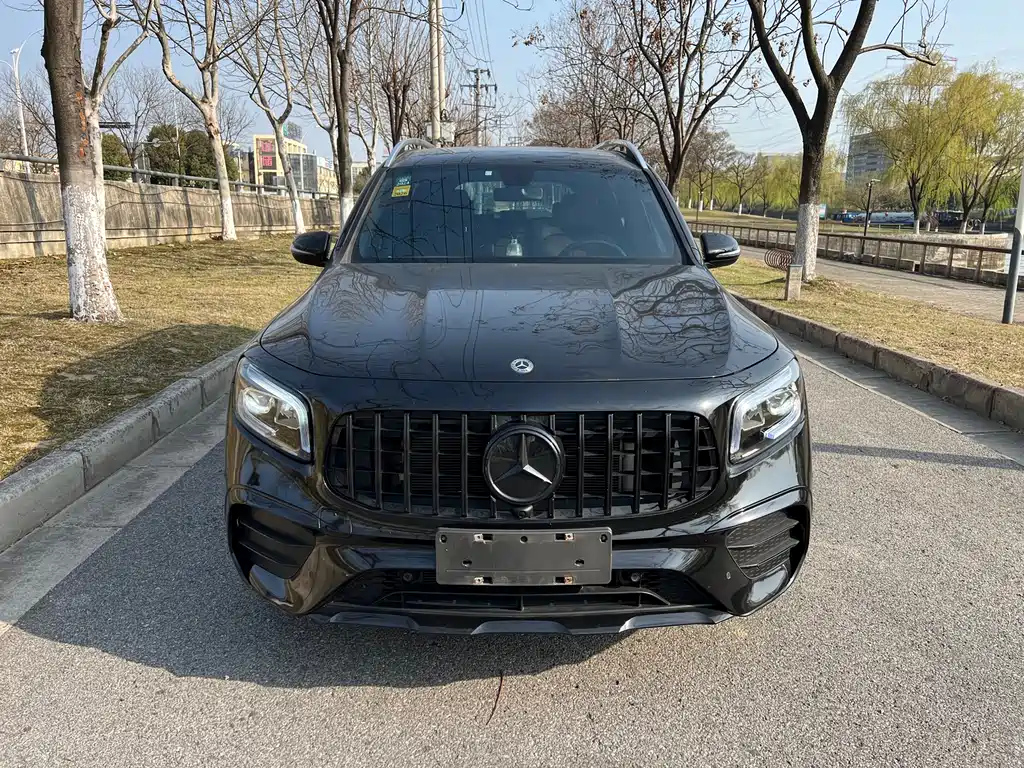 MERCEDES BENZ GLB 2020