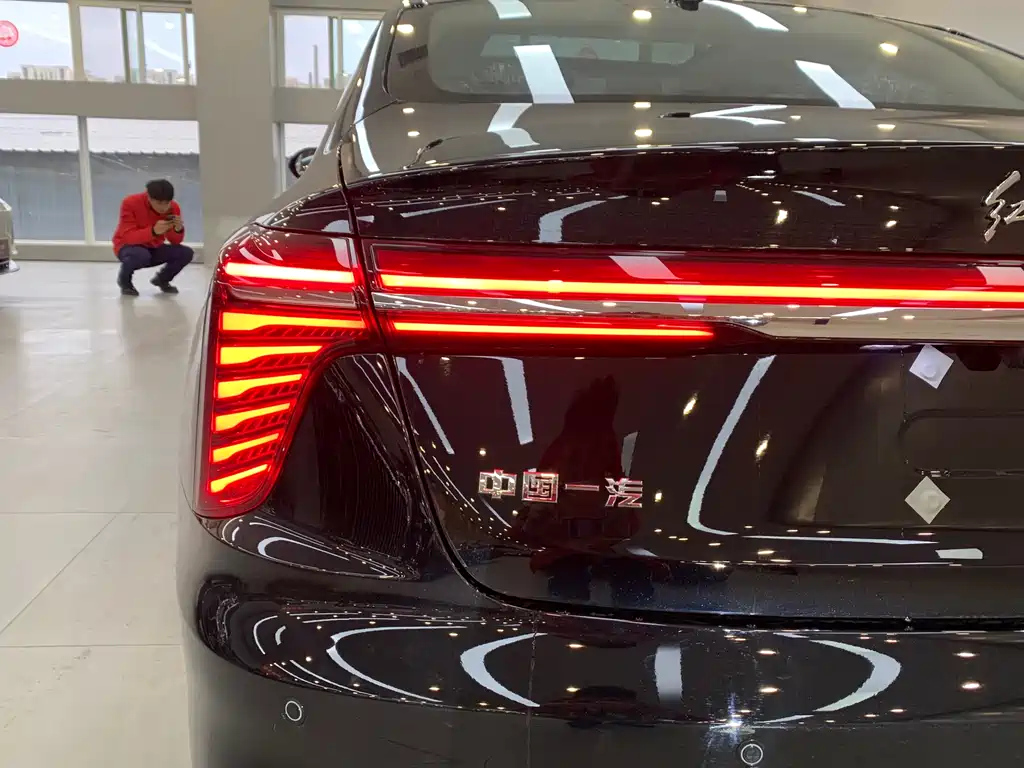 HONGQI H5 2024