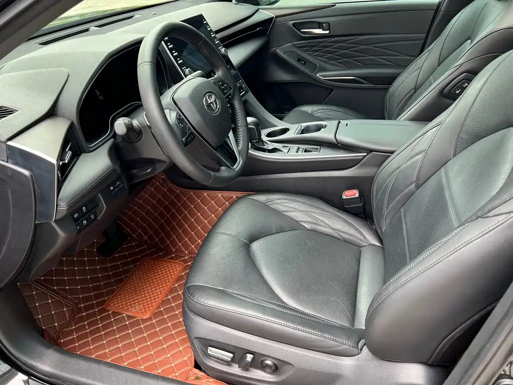 TOYOTA AVALON 2020