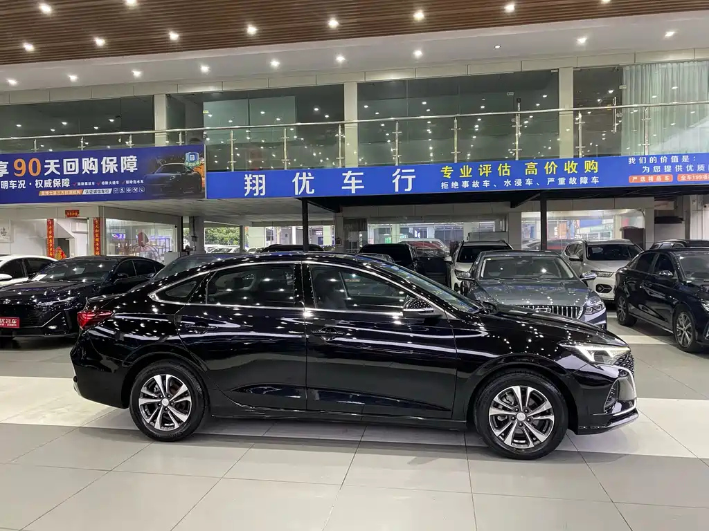 CHANGAN UNI-V 2023