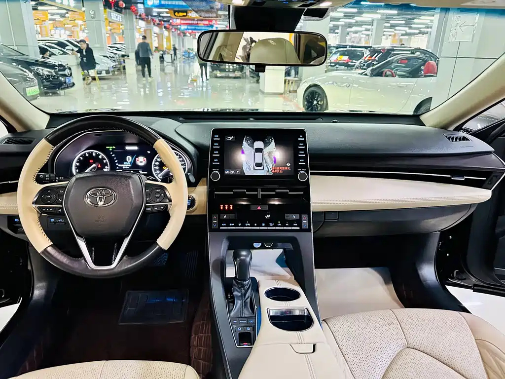 TOYOTA AVALON 2019
