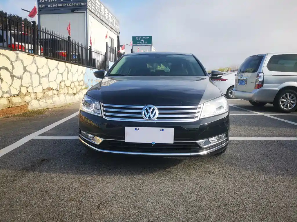 VOLKSWAGEN MAGOTAN 2016