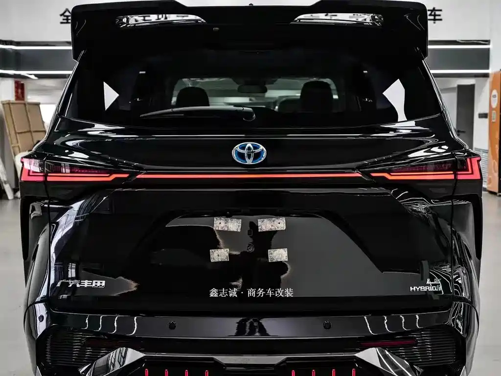 TOYOTA SIENNA SIENNA 2024