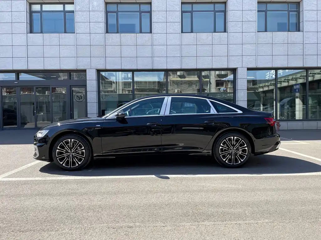 AUDI A6L 2024