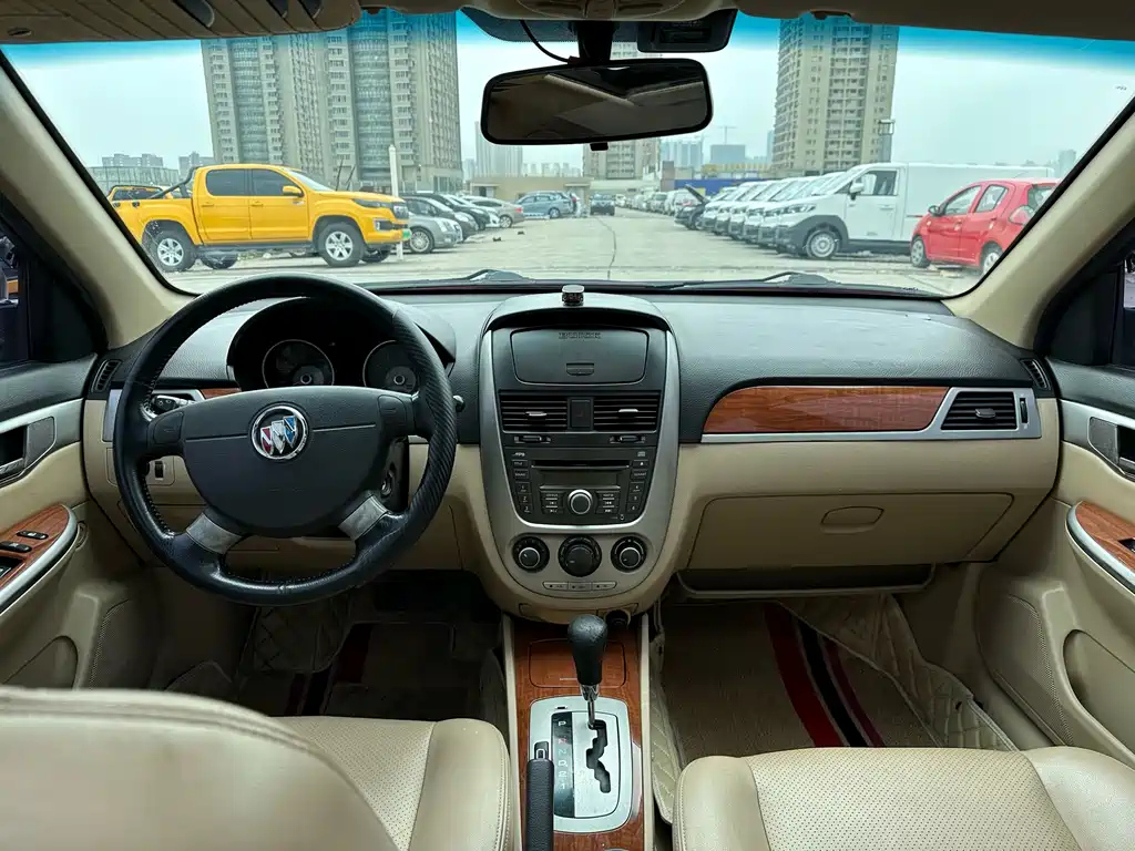 BUICK EXCELLE 2012