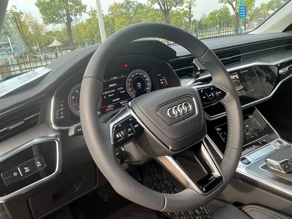 AUDI A6L 2023