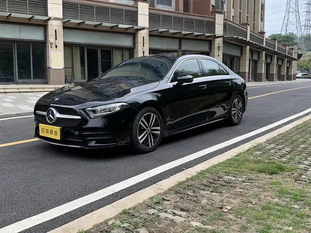 MERCEDES BENZ A-CLASS 2019