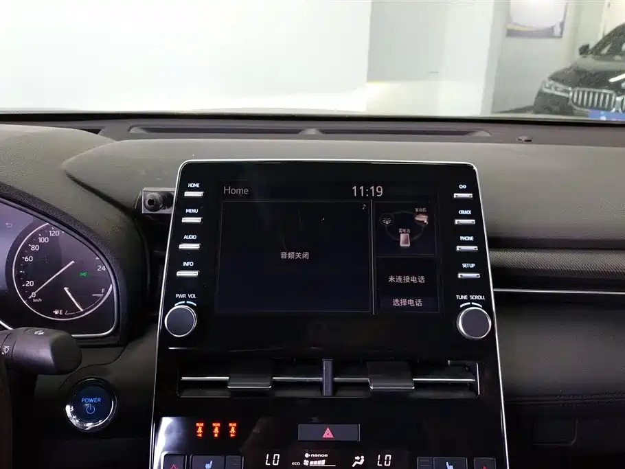 TOYOTA AVALON 2021