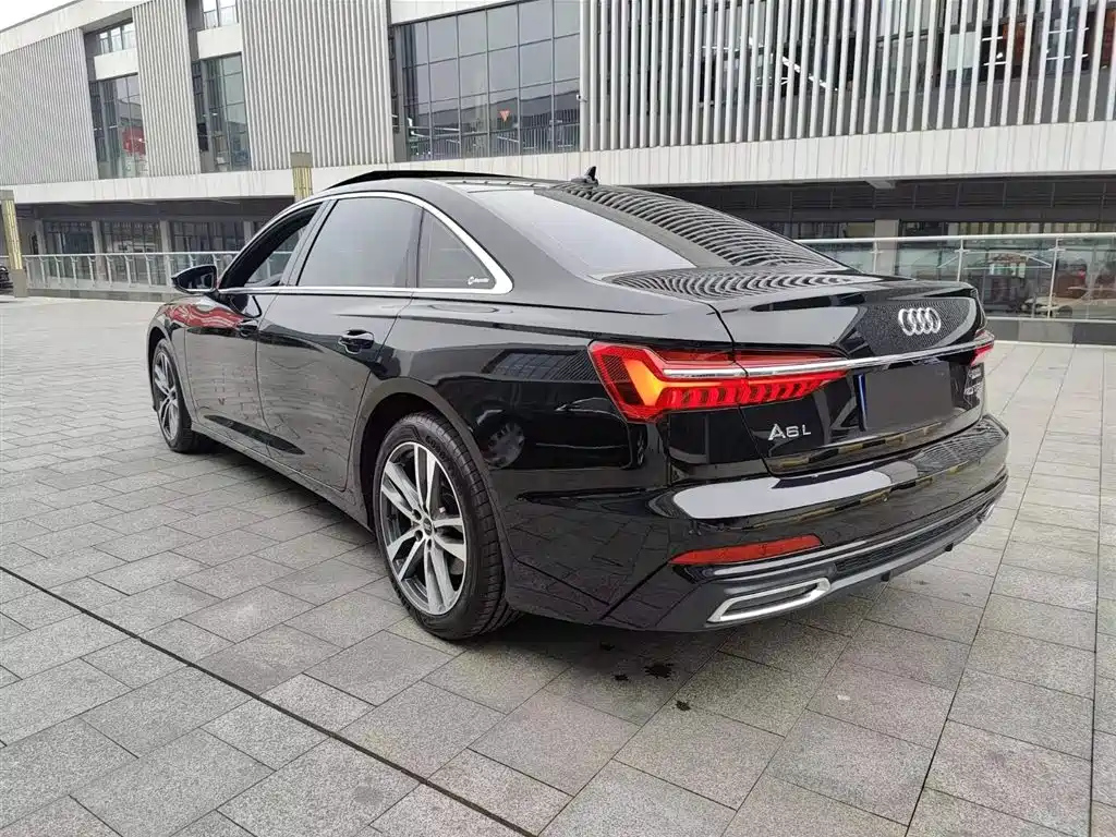 AUDI A6L 2021