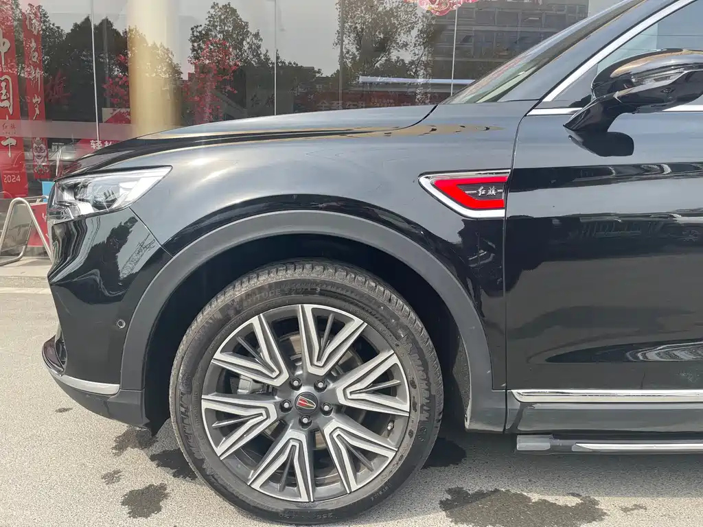 HONGQI HS5 2022