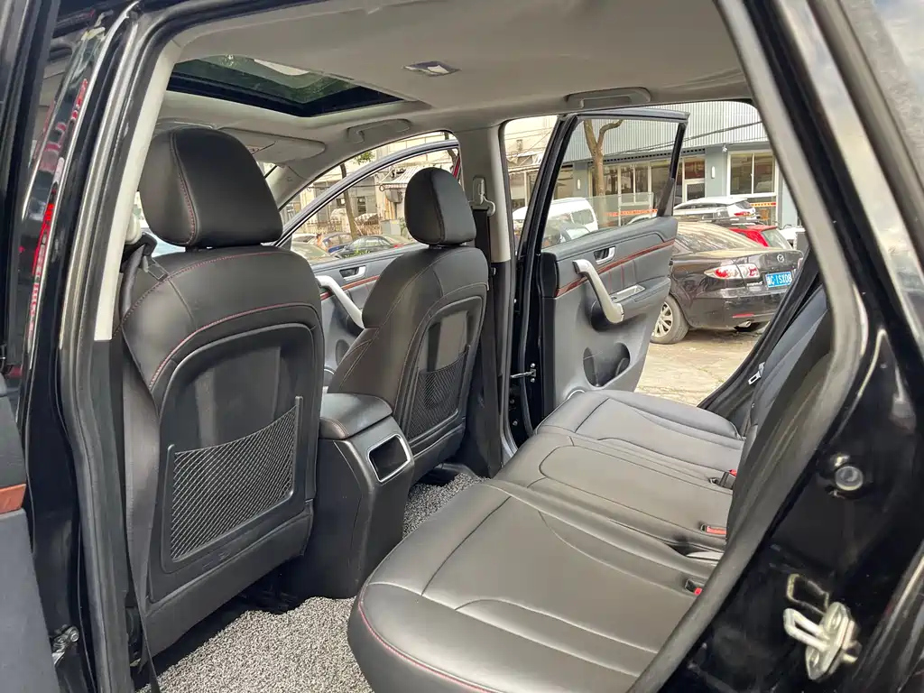 HAVAL H6 2015