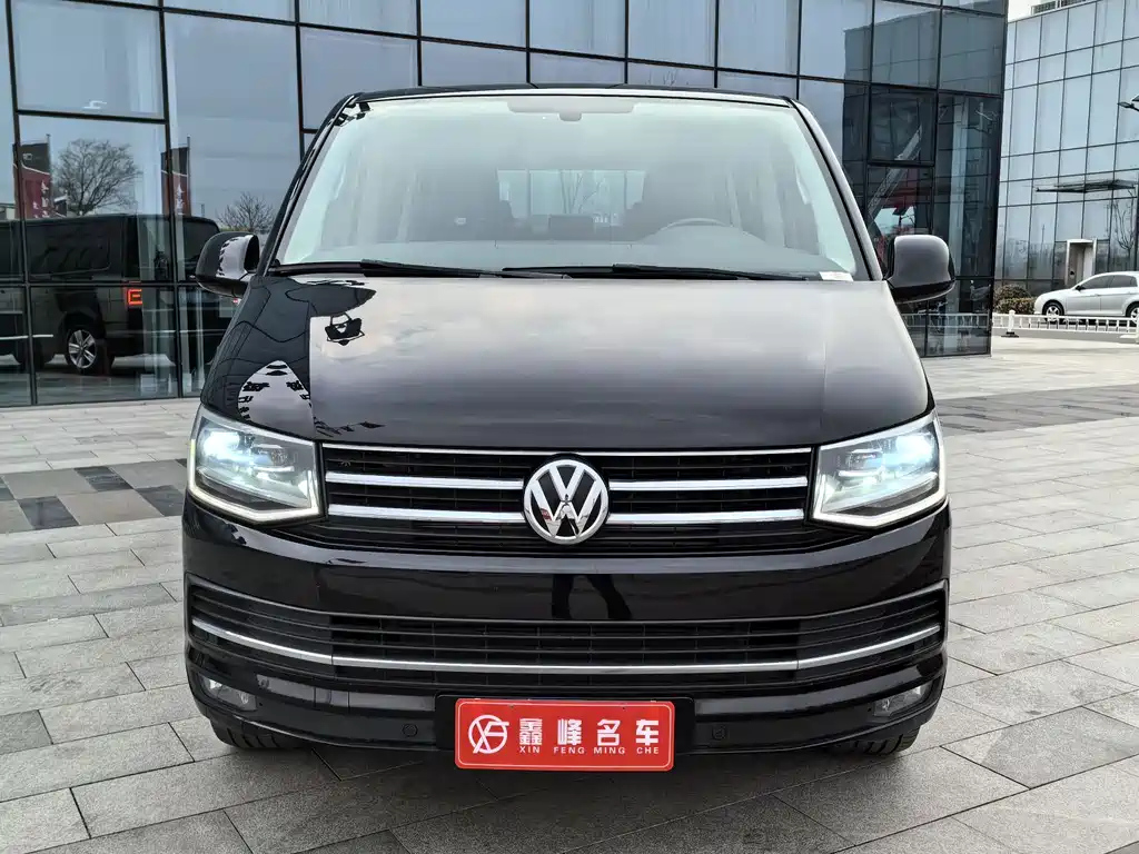 VOLKSWAGEN MULTIVAN 2017