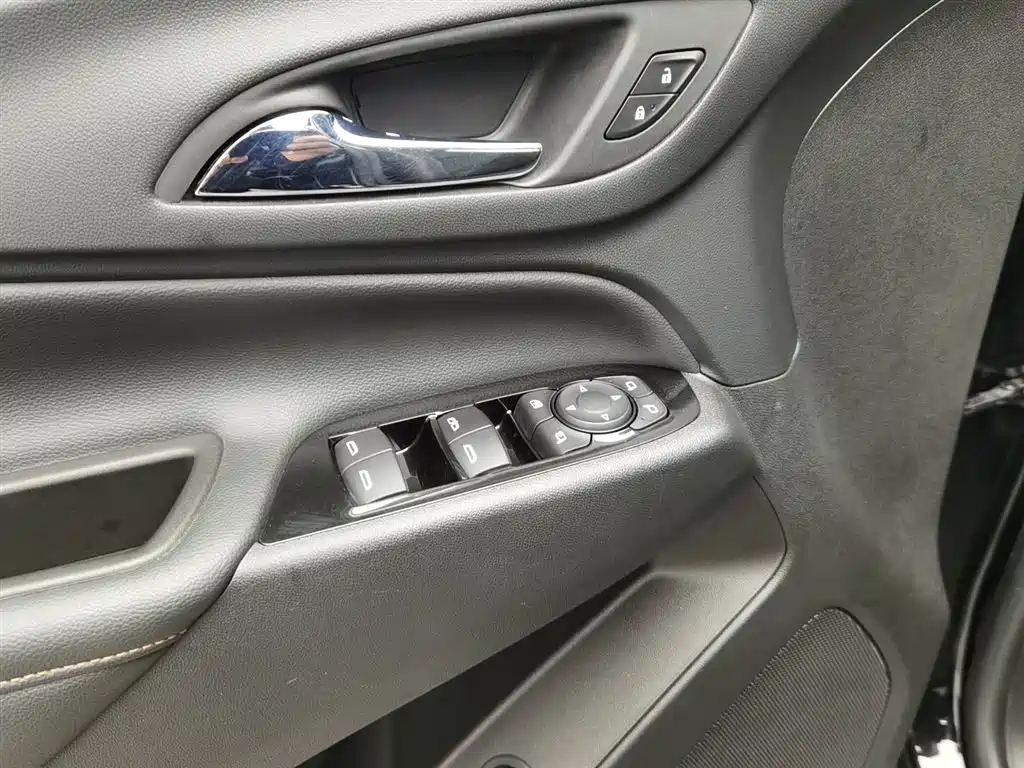 CHEVROLET EXPLORER 2021