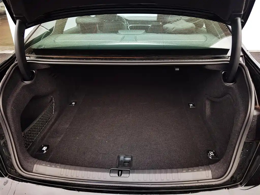 AUDI A6L 2023