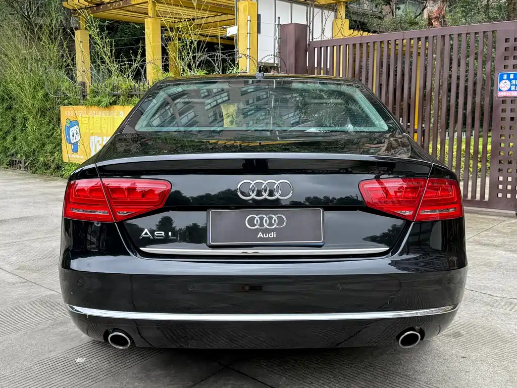 AUDI A8 2013