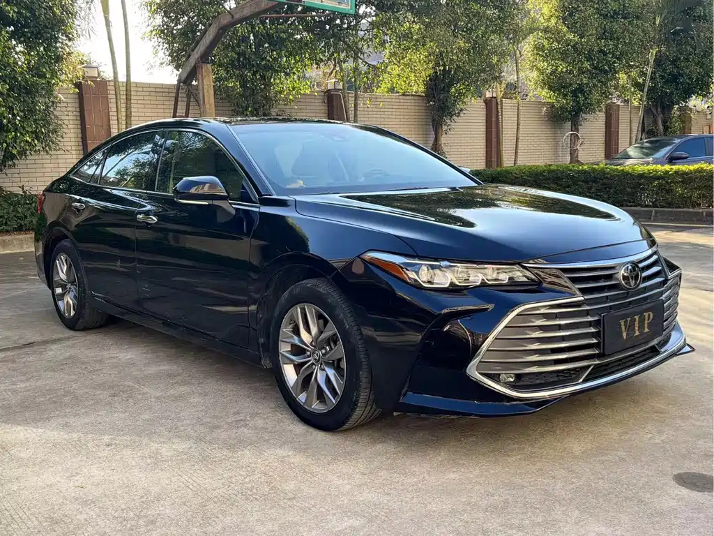TOYOTA AVALON 2020