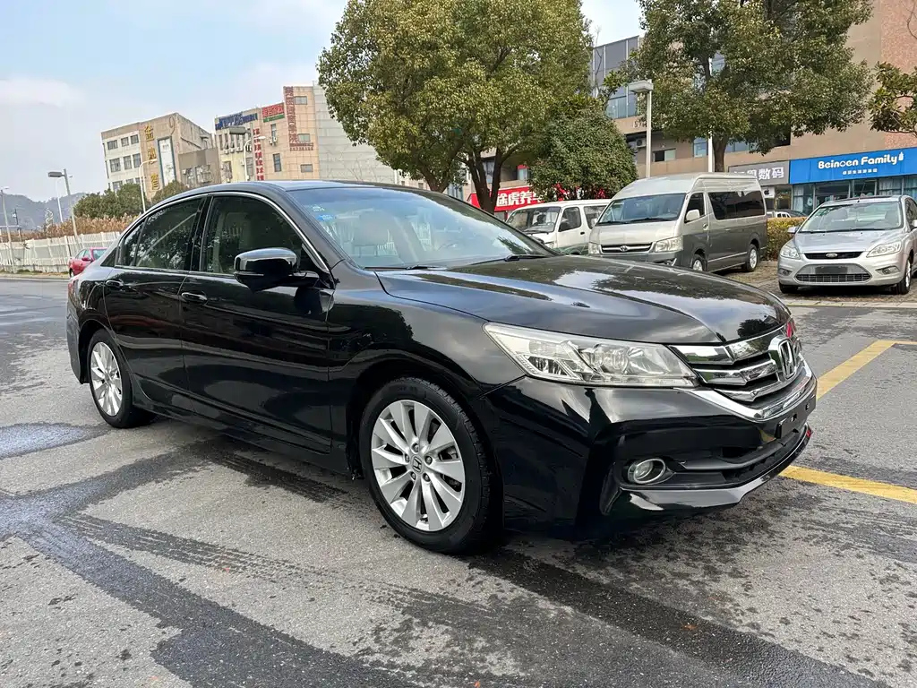 HONDA ACCORD 2015
